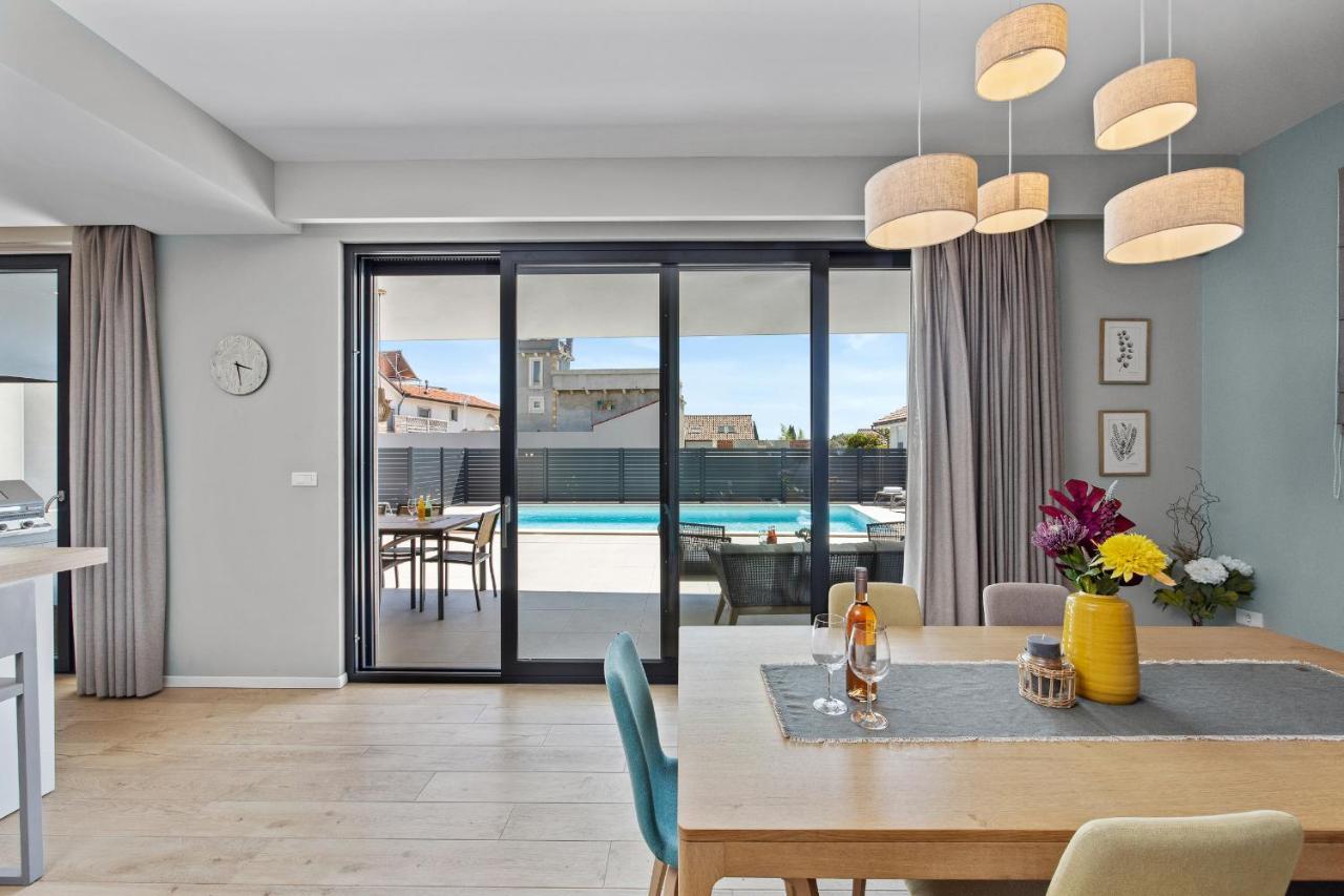 Villa Moon Near The Sea Фажана Экстерьер фото